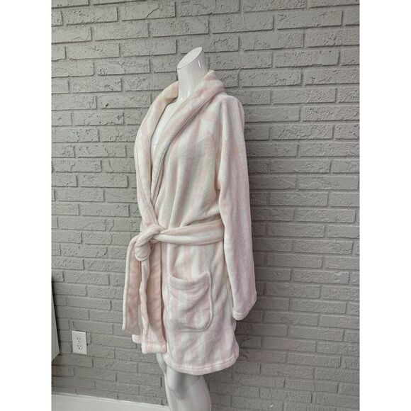 Victoria’s Secret Women Pink /White Stripe Monogram Robe Size M/L - Picture 6 of 11